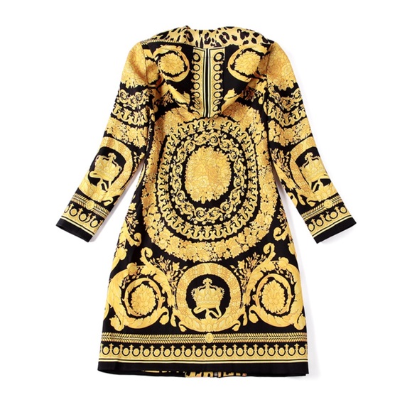 🍂 The Valentina Venetian Hooded Ornate Jacket - Picture 5 of 8